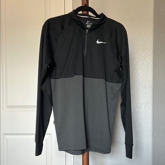 Nike Other - Nike Men's Black and Gray 3/4 Zip DriFit Pullover Size Large |D117
